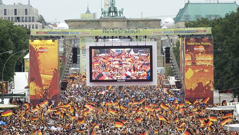 Diese deutschen Städte wollen kein Public Viewing zur WM veranstalten ...
