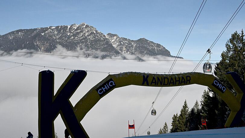 Die alpinen Skirennfahrer sind an diesem Wochenende auf der Kandahar in Garmisch-Partenkirchen im Einsatz. Die alpinen Skirennfahrer sind an diesem Wochenende auf der Kandahar in Garmisch-Partenkirchen im Einsatz.