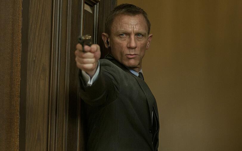 Auch einer sensiblen, gestohlene Liste muss James Bond "007" (Daniel Craig) habhaft werden.