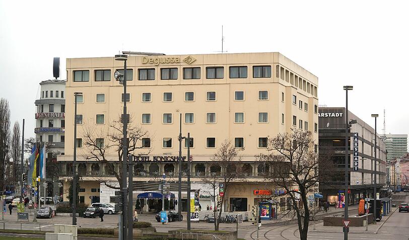 Nachbar-Zwist: Die Eigentümer der angrenzenden Karstadt-Immobilie haben gegen den geplanten Neubau des Königshofs geklagt.