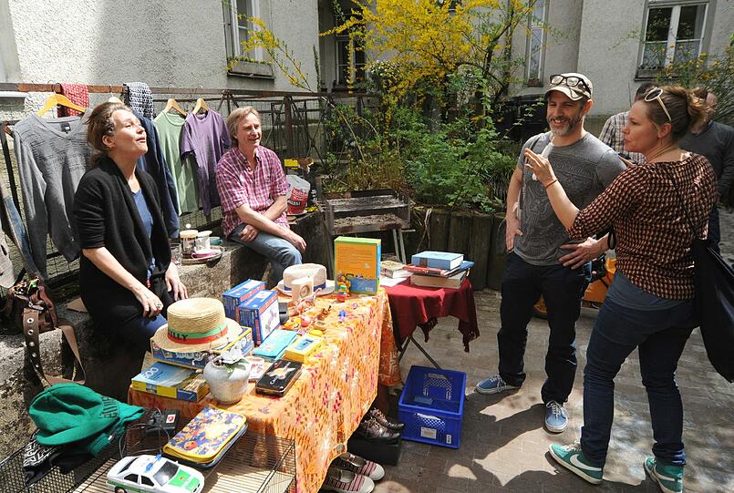 Hofflohmarkt in der Braisacher Straße