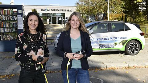 Die Bäderchefinnen Nicole Gargitter (l.) und Clara Kronberger.