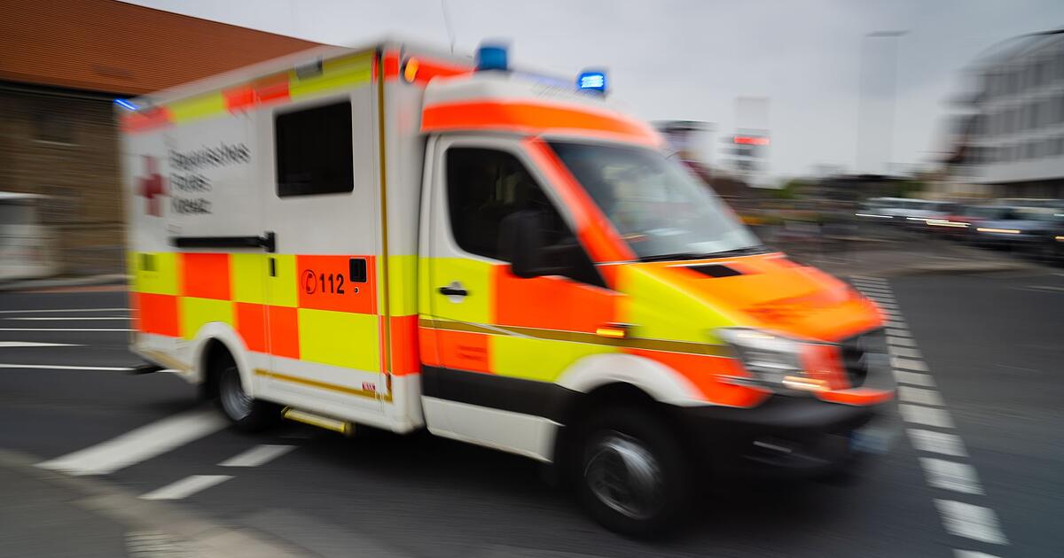 -ber-drei-Promille-Betrunkener-Autofahrer-verursacht-Unfall-Frau-schwer-verletzt