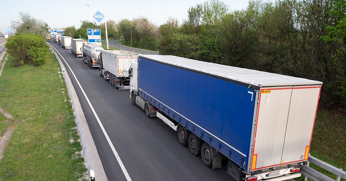 Lkw-m-ssen-nachts-viel-zu-oft-gef-hrlich-parken