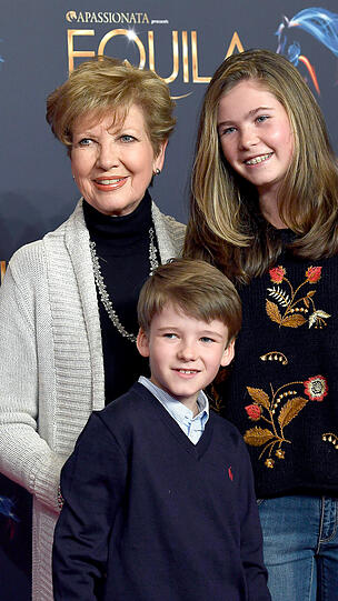 Carolin Reiber und Enkel Laurentius und Magdalena.