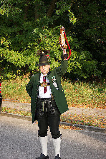 Jetzt das Kommando "Warten auf Kommando Feuer!"