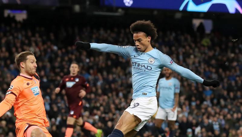 Man-Citys Flügelstürmer Leroy Sane (r) avancierte gegen 1899 Hoffenheim zum Matchwinner. Man-Citys Flügelstürmer Leroy Sane (r) avancierte gegen 1899 Hoffenheim zum Matchwinner.