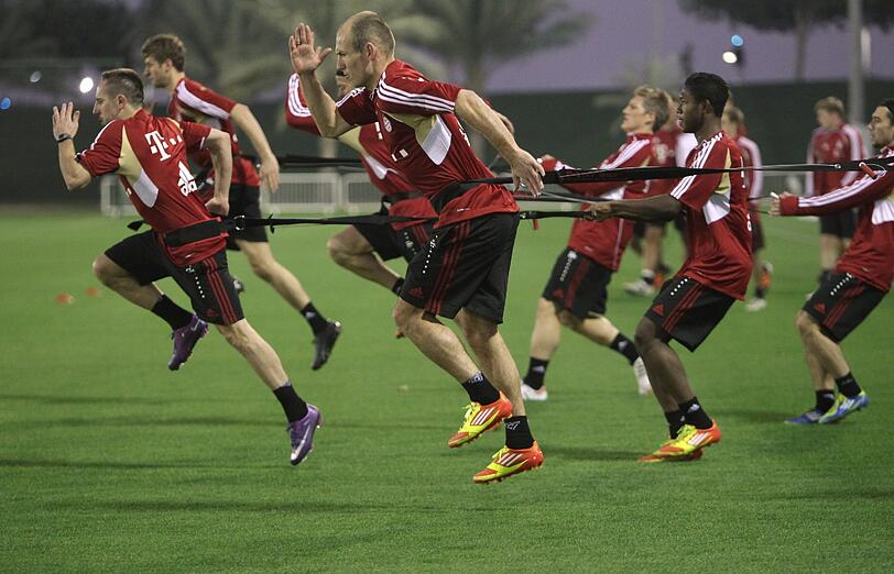 Das Star-Ensemble des Deutschen Rekordmeisters bereitet sich in Doha auf die Rückrunde vor. Hier sehen Sie die Bilder des zweiten Tags im Trainingslager.