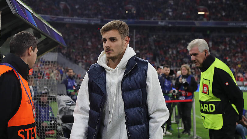 Fehlt dem FC Bayern seit Saisonstart: Verteidiger Josip Stanisic. Fehlt dem FC Bayern seit Saisonstart: Verteidiger Josip Stanisic.