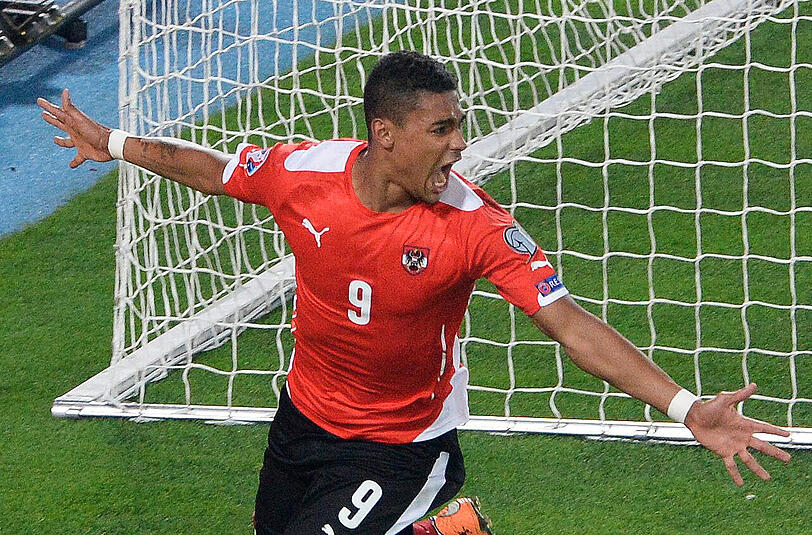Sechzigs Rubin Oktotie feierte sein Tor für Österreich - es war der entscheidende Treffer im Spiel gegen Russland.