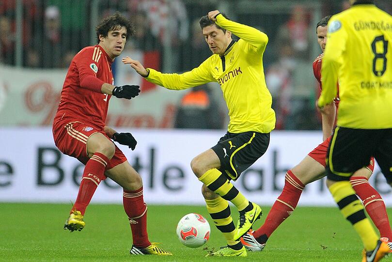 JAVI MARTINEZ: Note 1. Übergroß. Gewiefter Abfangjäger mit Biss. Scheiterte volley an Weidenfeller (36.). Elegant, wie er Bender überlobbte. Aber überhartes Foul gegen Lewandowski.