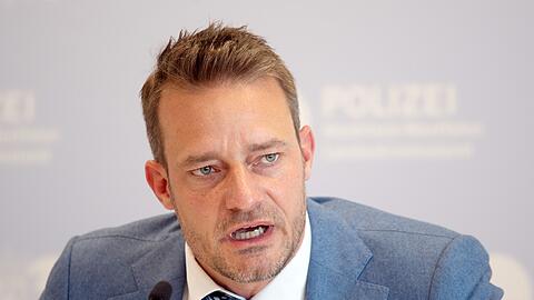Oliver Huth, Landesvorsitzender des Bundes Deutscher Kriminalbeamter (BDK) in Nordrhein-Westfalen, fordert eine Debatte &uuml;ber den Sonderstatus von Schlie&szlig;f&auml;chern. (Archivbild)