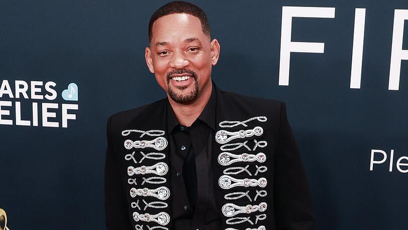 Will Smith überraschte im Serienfinale von "Bel-Air". Will Smith überraschte im Serienfinale von "Bel-Air".