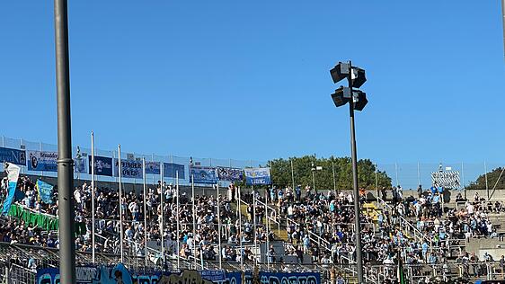 Wie es sich für ein Wiesn-Heimspiel gehört, wird es heute in der Westkurve natürlich eine Choreo geben. Die Vorbereitungen laufen schon!