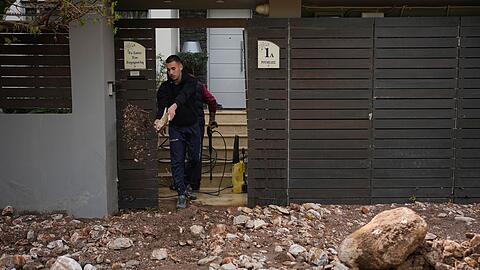 Nach schweren Unwettern haben etwa die Menschen mit den Folgen von Hochwasser zu k&auml;mpfen.