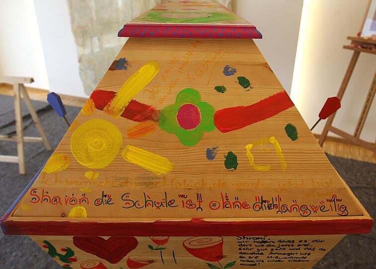 "Sharon, die Schule ist ohne dich langweilig."