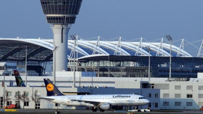 Aus einem geplanten Flug nach Simbabwe wurde am Flughafen München für drei Reisende kurzfristig doch nichts. (Symbolbild)