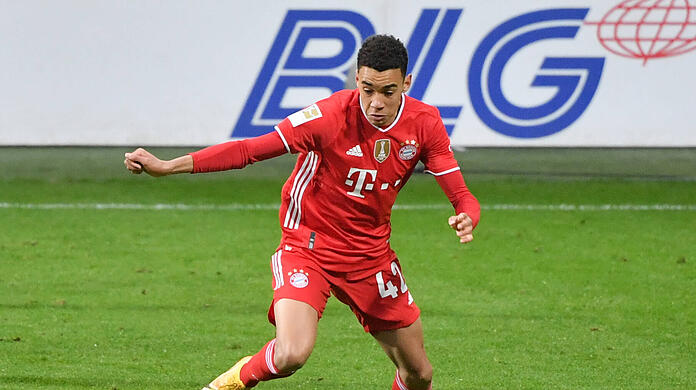 Jamal Musiala ist der jüngste Torschütze für den FC Bayern in der Champions League (17 Jahre und 363 Tage). Sein Vertrag bei den Münchnern wurde gerade erst bis 30. Juni 2026 verlängert.
