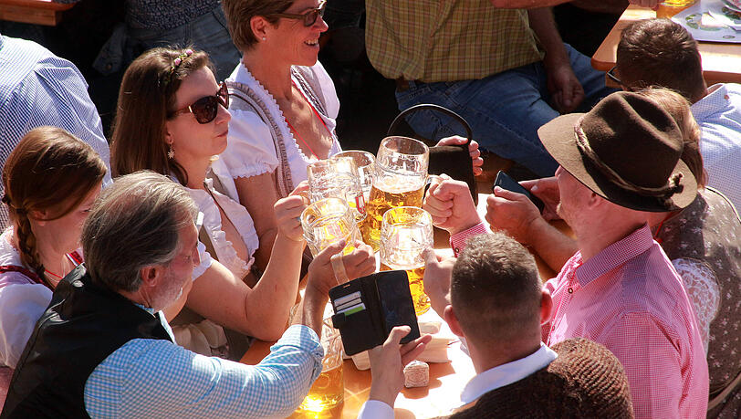 Das Ansteckungsrisiko steigt, wenn die Krüge nicht bei mindestens 65 Grad gespült werden.