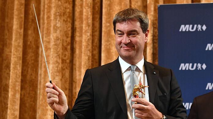 Wenn Markus Söder nicht selbst den Takt angibt, dann hört er gerne Musik aus Bayern. (Archivbild)