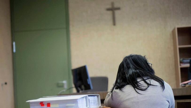 Das Kindermädchen Magdalena B. (29) wollte mit zwei vergifteten Joghurts ihre Nachbarn töten. Das Kindermädchen Magdalena B. (29) wollte mit zwei vergifteten Joghurts ihre Nachbarn töten.
