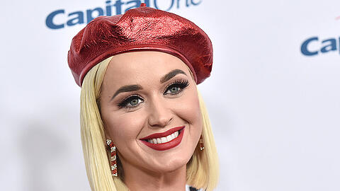 Trotz Corona bestens gelaunt: Die schwangere Sängerin Katy Perry