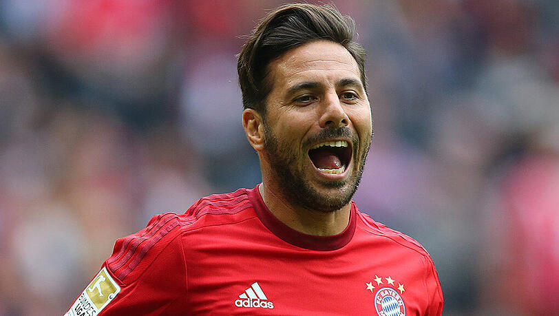 Rückkehr nach Bremen? Der frühere Bayern-Stürmer Claudio Pizarro. Rückkehr nach Bremen? Der frühere Bayern-Stürmer Claudio Pizarro.