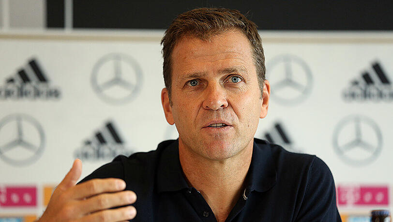 Oliver Bierhoff: "Es liegt an uns, die Zuschauer von Anfang an mitzunehmen." Oliver Bierhoff: "Es liegt an uns, die Zuschauer von Anfang an mitzunehmen."