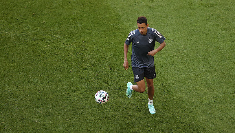 Jamal Musiala beim Training im EM-Stadion München.