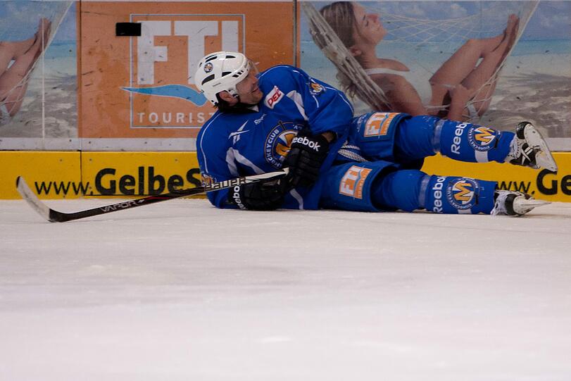 1860-Stars on Ice: Das Eisvergnügen der Löwen gegen den EHC in Bildern.