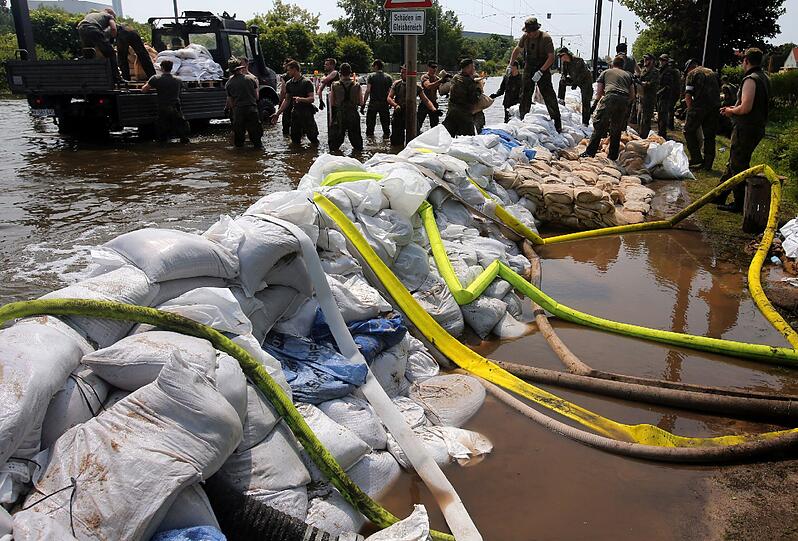 Magdeburg - eine Stadt kämpft gegen das Hochwasser: Die Bilder vom Wochenende und Montag.