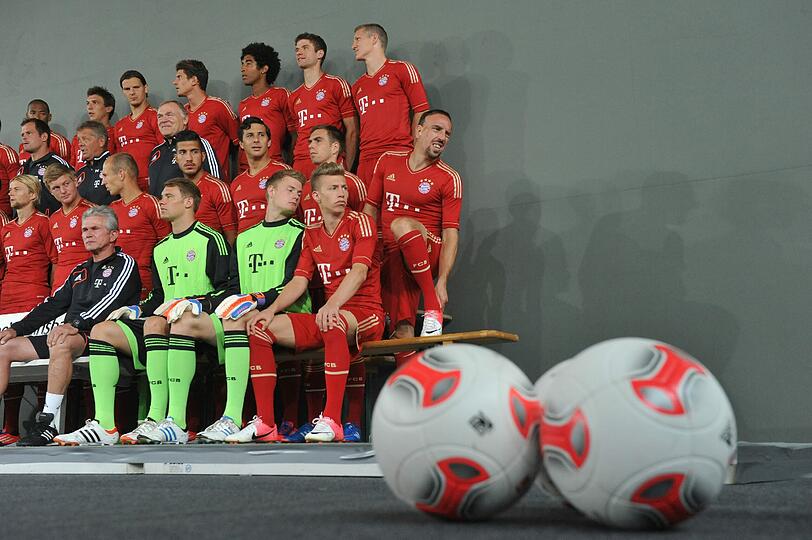Hinter den Kulissen: So lief das Fotoshooting des FC Bayern.
