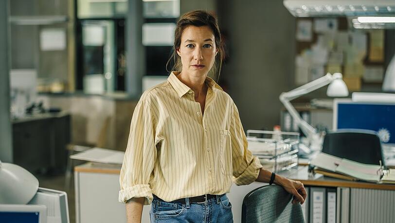 Johanna Wokalek in ihrer Rolle als Kriminalhauptkommissarin Cris Blohm.