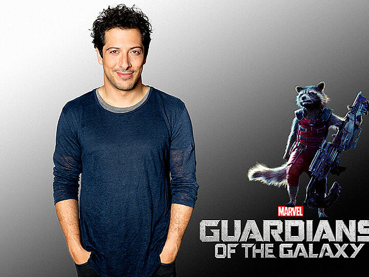 Fahri Yardim synchronisiert in "Guardians oft the Galaxy" den Waschbären Rocket Racoon