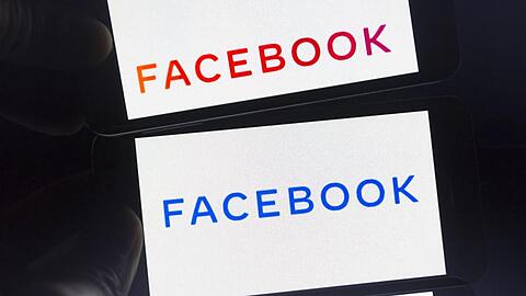 Das neue Firmenlogo von Facebook soll künftig häufiger neben anderen Marken des Konzerns wie Instagram und WhatsApp stehen.