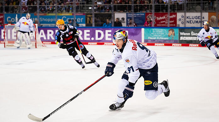 Selbstvertrauen tanken: Filip Varejcka und der EHC treffen auf drei Keller-Teams.