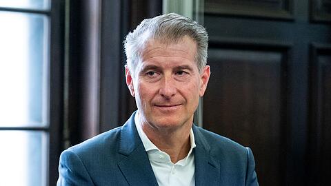 Blocks Ex-Mann Stephan Hensel ist Nebenkl&auml;ger.