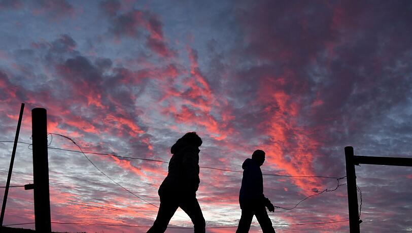 Als Paar am Berg unterwegs - bringt das Probleme? (Symbolbild)