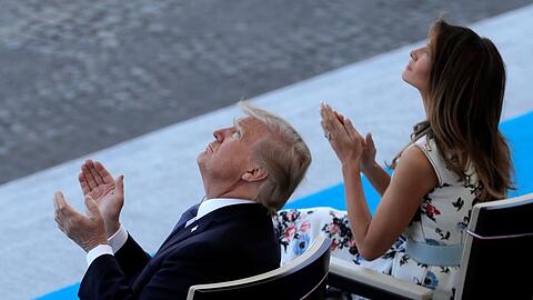 Trump war 2017 bei der Militärparade zum französischen Nationalfeiertag in Paris. (Archivbild)