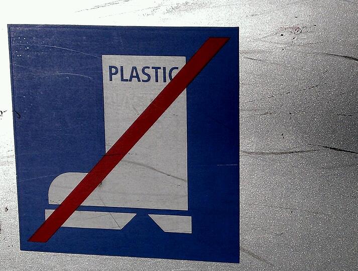 ...genau wie Plastikschuhe. Die könnten sich laut MVG nämlich in der Treppe verfangen.