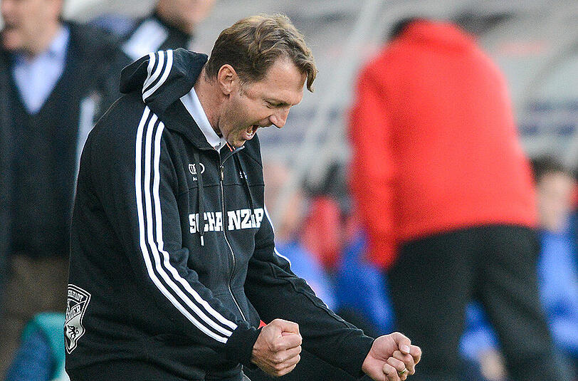 Ralph Hasenhüttl will weiterjubeln. Gegen Düsseldorf stellt er seine Ingolstädter auf "Sieg spielen" ein.