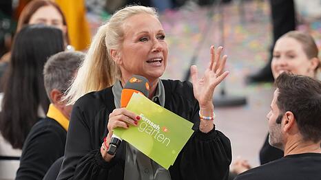 Andrea Kiewel und der "ZDF-Fernsehgarten" geh&ouml;ren seit vielen Jahren zusammen.