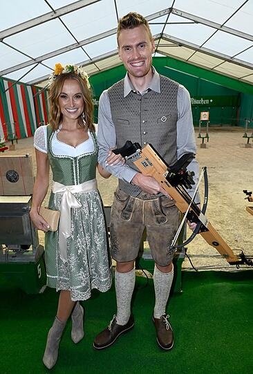 Hannes Ocik mit Freundin Nele Schenker
