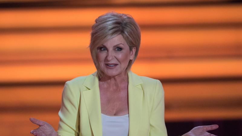 Die letzten Shows von "Willkommen bei Carmen Nebel" stehen an, aber die Moderatorin bleibt weiterhin für das ZDF im Einsatz. Die letzten Shows von "Willkommen bei Carmen Nebel" stehen an, aber die Moderatorin bleibt weiterhin für das ZDF im Einsatz.