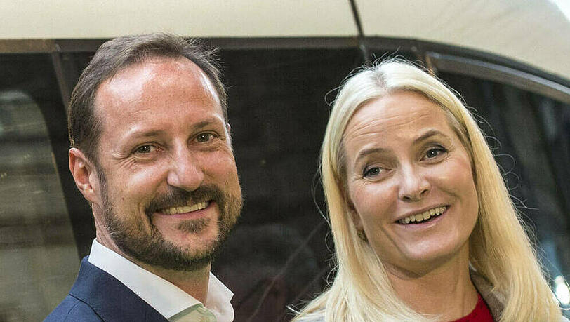 Kronprinz Haakon und seine Frau Mette-Marit machen Osterferien zuhause. Kronprinz Haakon und seine Frau Mette-Marit machen Osterferien zuhause.