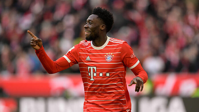 FC-Bayern-Roadrunner Alphonso Davies feierte am Wochenende eine Party im Werksviertel. (Archivbild)