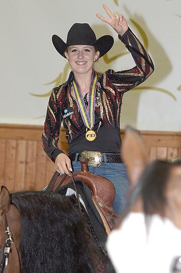 Auf ihrem Quarter-Horse "Gotta Nifty Gun" holt Gina Schumacher 224 Punkte