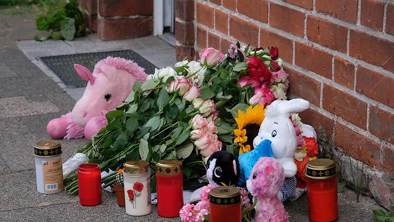 Die Trauer in Preetz ist nach dem Tod eines Mädchens groß. Die Trauer in Preetz ist nach dem Tod eines Mädchens groß.