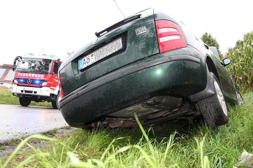 Crash mit Traktor: Die Bilder.