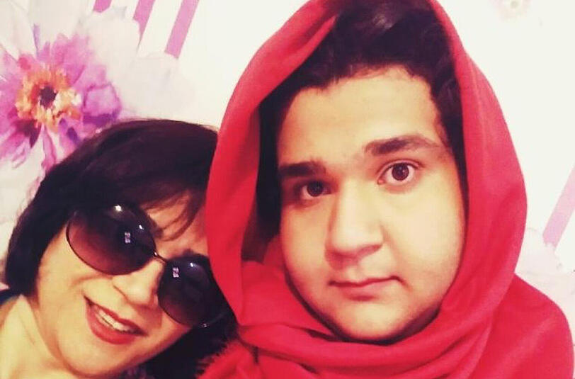 Die iranische Journalistin Masih Alinejad hat iranische Männer aufgefordert, den Hijab überzuziehen und ein Selfie zu machen. Foto: My Stealthy Freedom